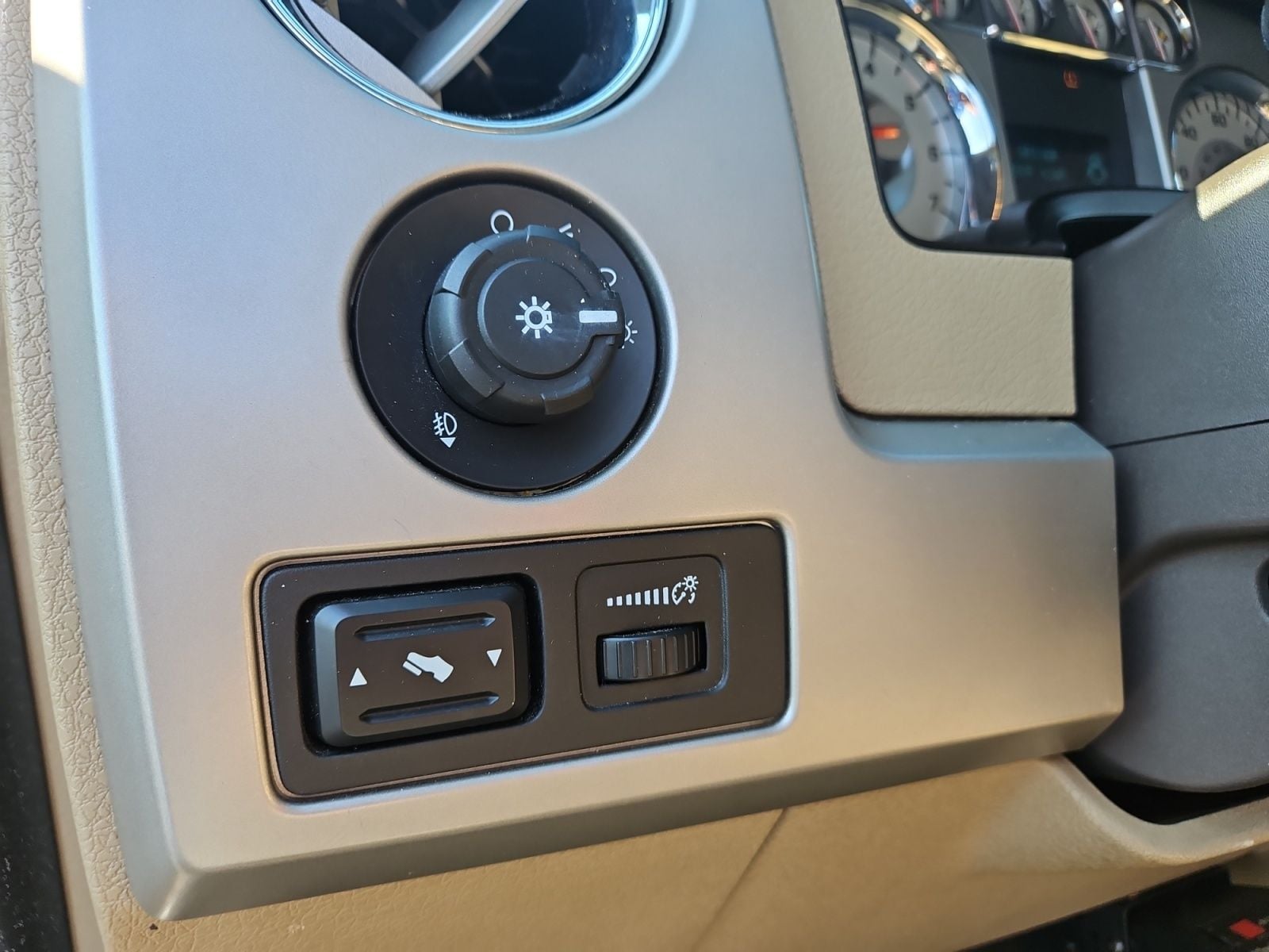 Pre-Owned 2010 Ford F-150 Lariat - photo - 21