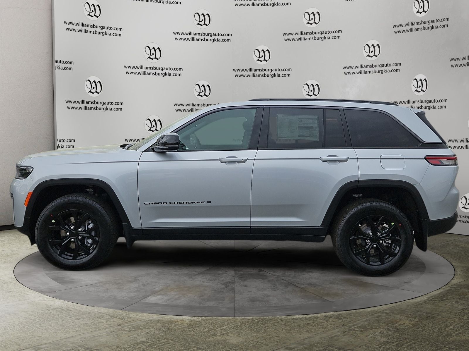 2026 Jeep Grand Cherokee Altitude Photo in Williamsburg VA 23185