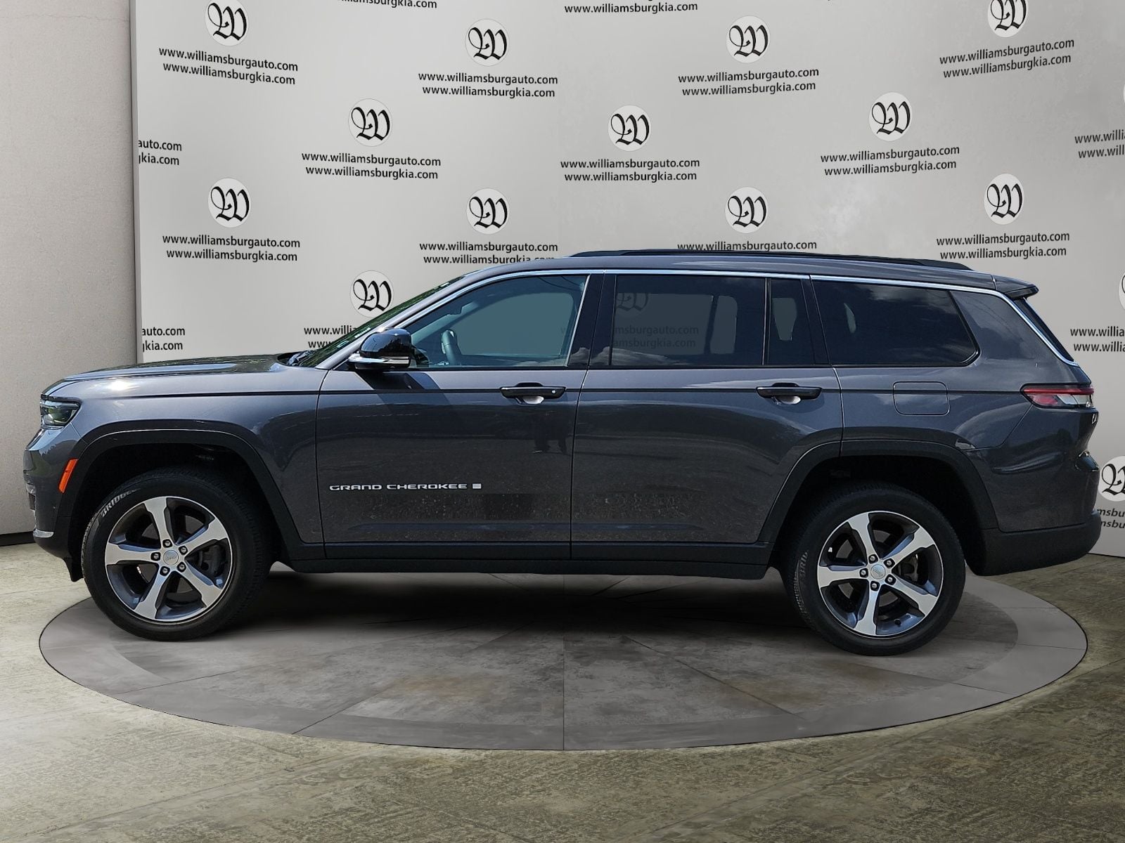 2024 Jeep Grand Cherokee L Limited Photo in Williamsburg VA 23185