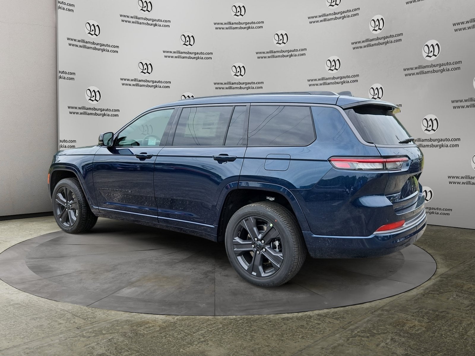 2027 Jeep Grand Cherokee L Limited Reserve Photo in Williamsburg VA 23185