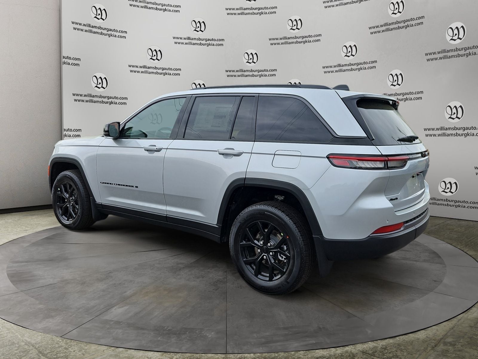 2026 Jeep Grand Cherokee Altitude Photo in Williamsburg VA 23185