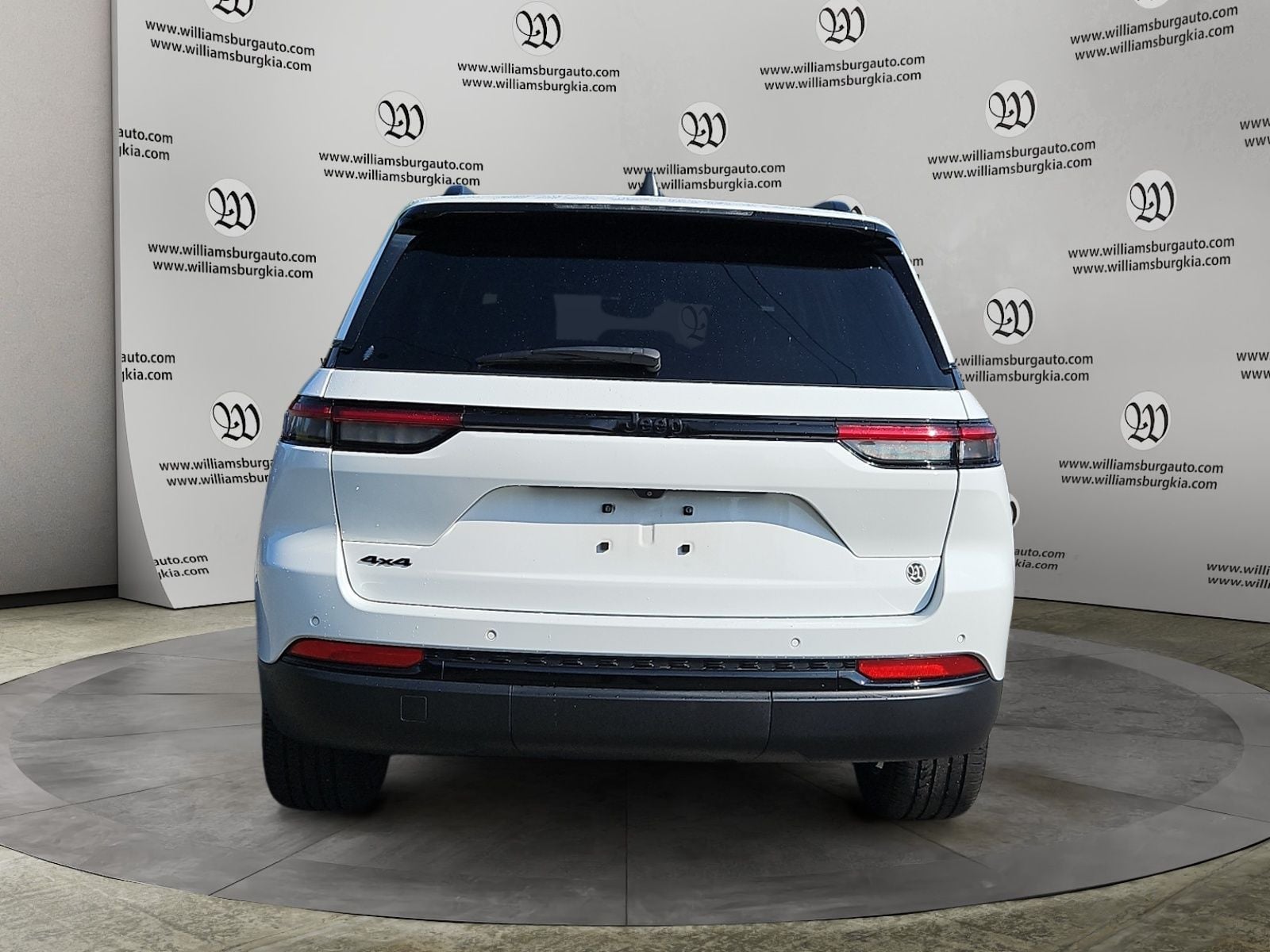 2024 Jeep Grand Cherokee Altitude Photo in Williamsburg VA 23185