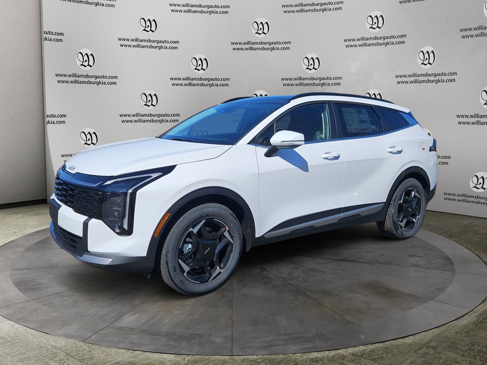 2026 Kia Sportage EX Photo in Williamsburg VA 23185