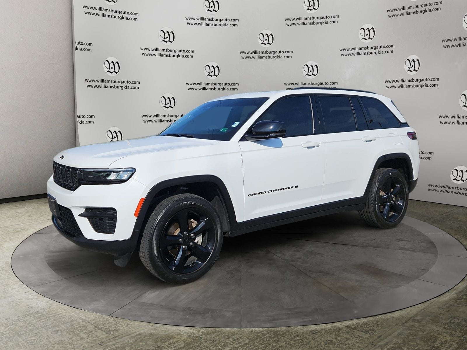 2024 Jeep Grand Cherokee Altitude Photo in Williamsburg VA 23185