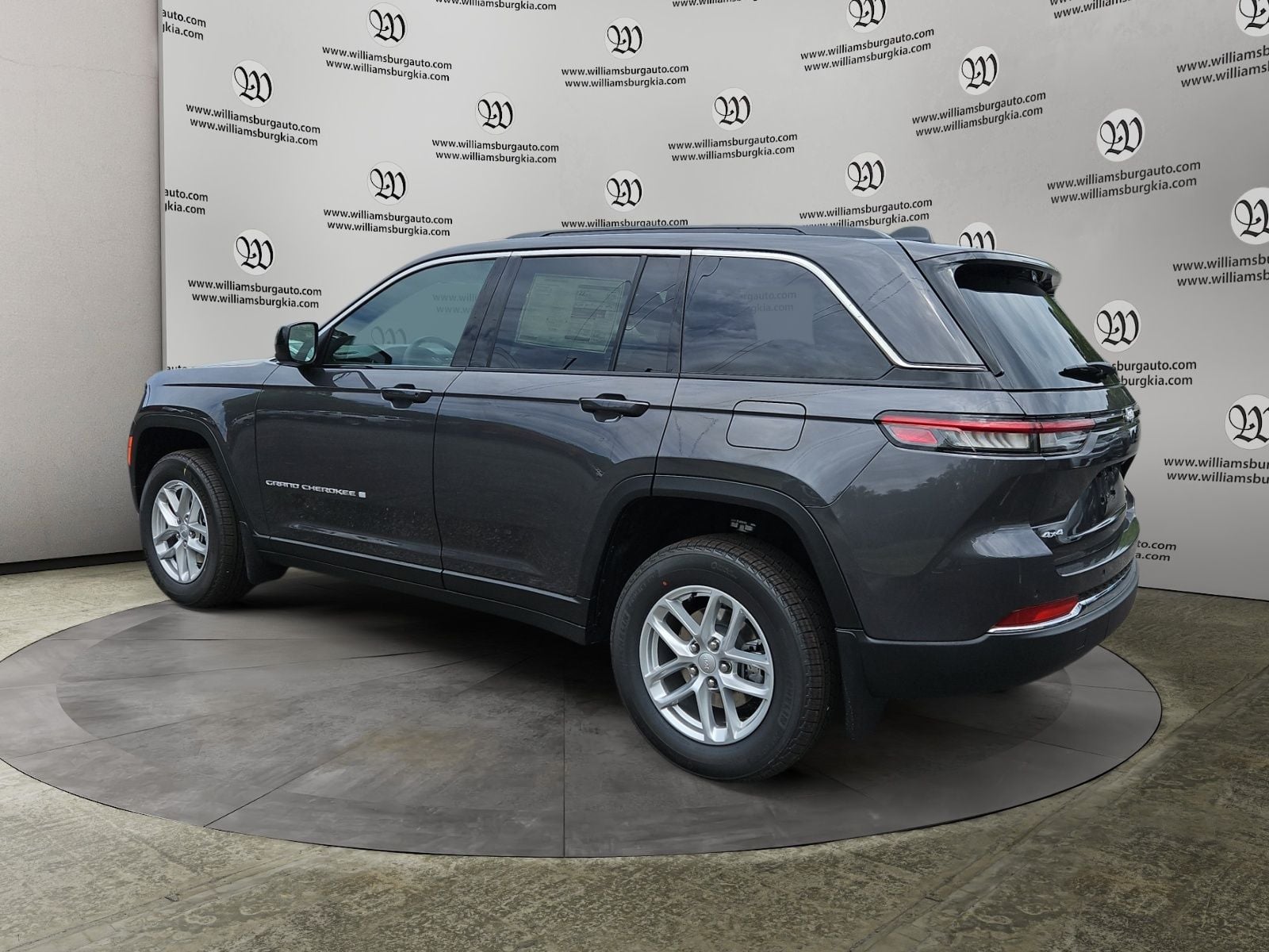 2026 Jeep Grand Cherokee Laredo Photo in Williamsburg VA 23185