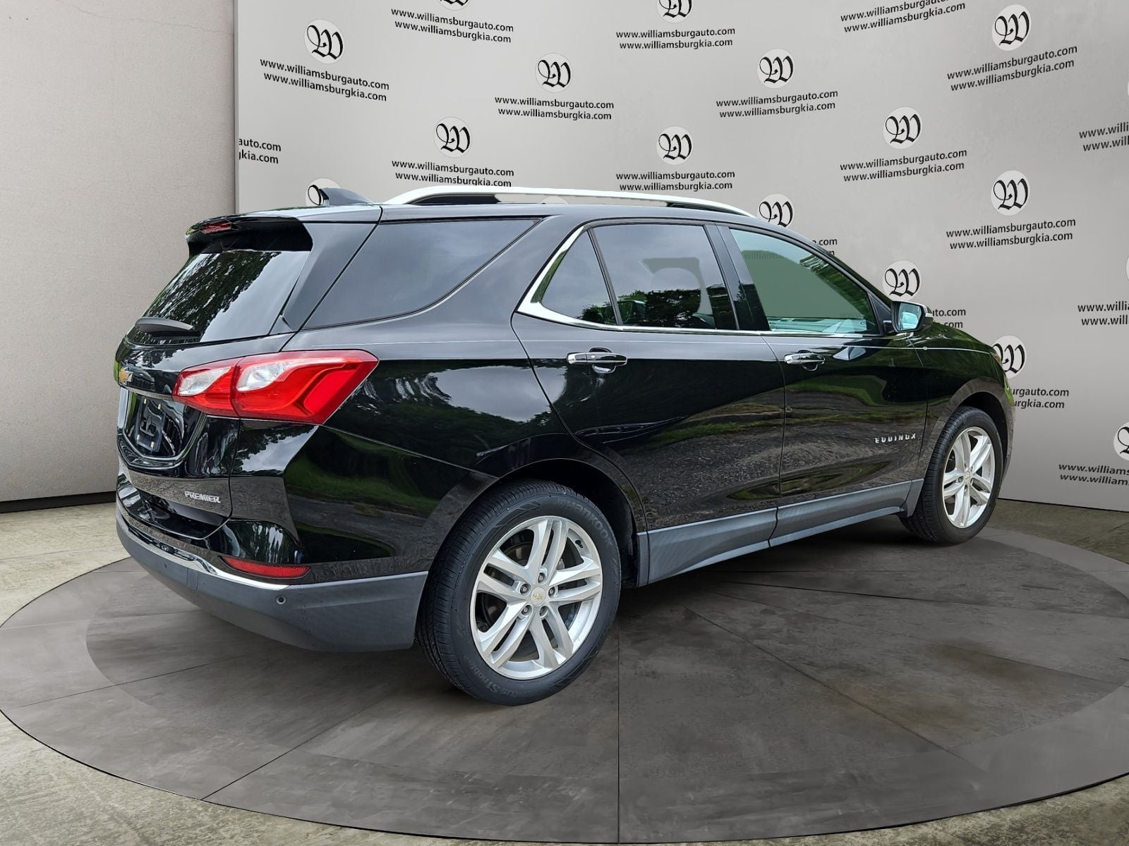 2019 Chevrolet Equinox Premier Photo in Williamsburg VA 23185